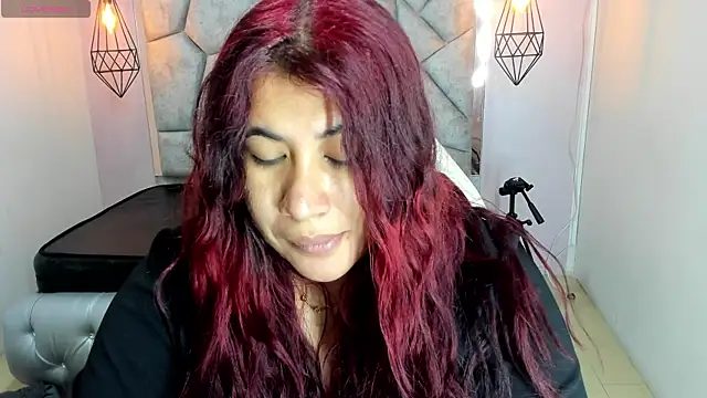 Addyy 02 online show from April 2026 07:31:02 PM