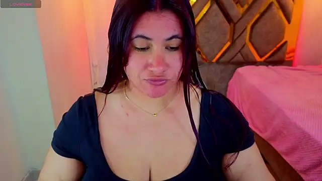 Addyy 02 online show from February 2026 11:05:02 PM