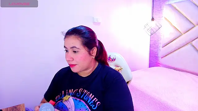 Addyy 02 online show from October 2025 11:44:01 AM