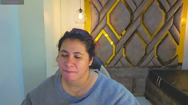 Addyy 02 online show from November 2025 02:54:02 AM