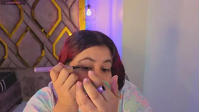 Addyy 02 online show from November 2025 02:04:01 AM