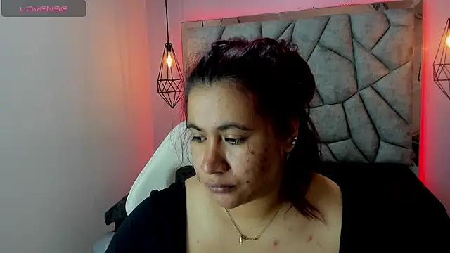 Addyy 02 online show from May 2026 06:33:01 PM