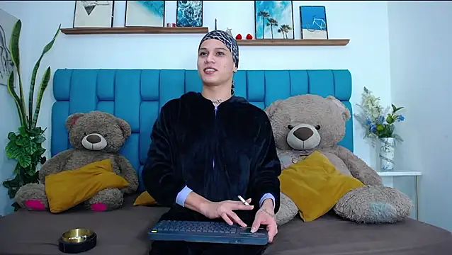 Brian hot online show from March 2026 11:17:01 AM