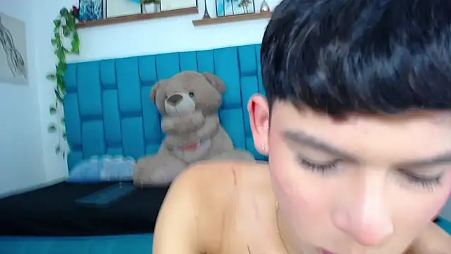 Brian hot online show from December 2025 12:08:01 PM