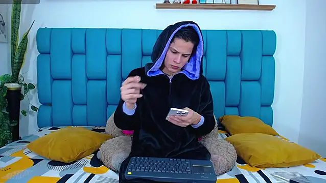 Brian hot online show from March 2026 10:16:01 AM