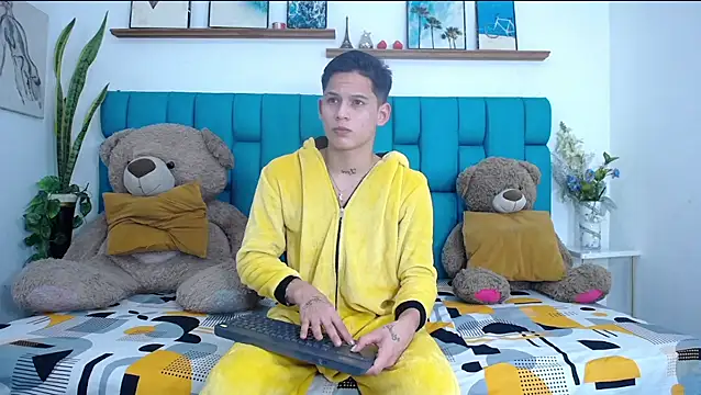 Brian hot online show from March 2026 11:27:02 AM