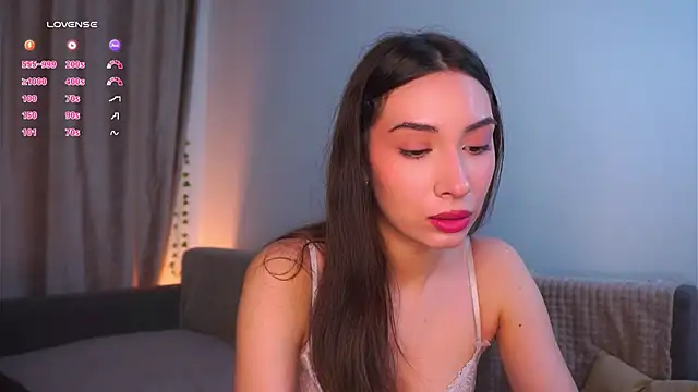 Snapshot of MissyHuf chatting on March 2026 08:32:02 AM MissyHuf online show from March 2026 08:32:02 AM