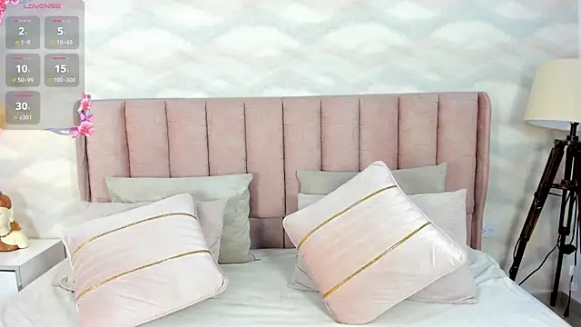 Katya blonde online show from November 2025 12:42:01 PM