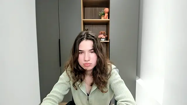 AmmieGerber online show from October 2025 05:08:01 AM