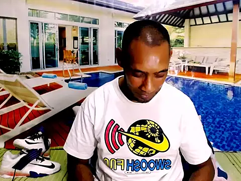 Snapshot of IndianMagicMike chatting on October 2025 02:46:01 PM IndianMagicMike online show from October 2025 02:46:01 PM