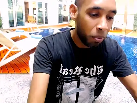 Snapshot of IndianMagicMike chatting on November 2025 03:27:02 PM IndianMagicMike online show from November 2025 03:27:02 PM