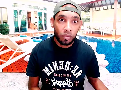 Snapshot of IndianMagicMike chatting on November 2025 05:22:02 AM IndianMagicMike online show from November 2025 05:22:02 AM