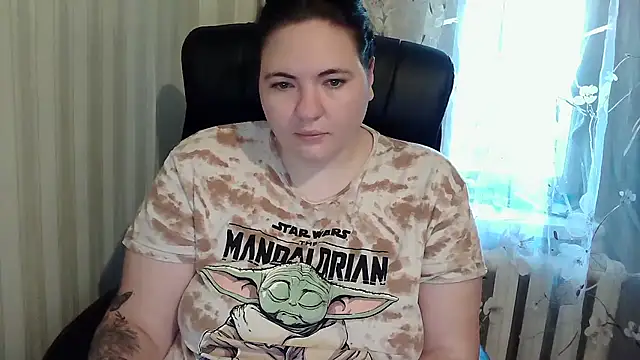 XLisaBlueXs  online show from October 2025 01:23:01 PM