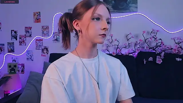 Snapshot of Golden_dawn chatting on January 2026 07:58:01 AM Golden dawn online show from January 2026 07:58:01 AM