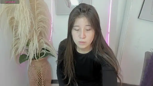 TamaraKarter online show from November 2025 12:32:02 PM