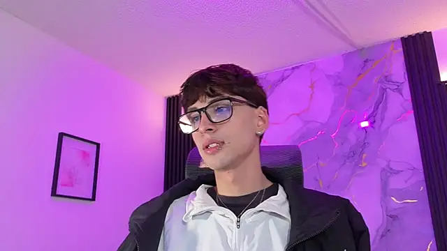 demianmoon online show from October 2025 03:24:02 PM