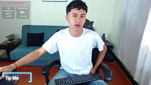 Alancum7 online show from April 2026 12:45:01 PM