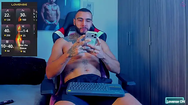 Danny Willson online show from March 2026 01:35:02 PM