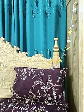Beauty Queen Soniya online show from April 2026 07:59:01 PM