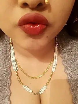 Beauty Queen Soniya online show from January 2026 12:41:02 PM