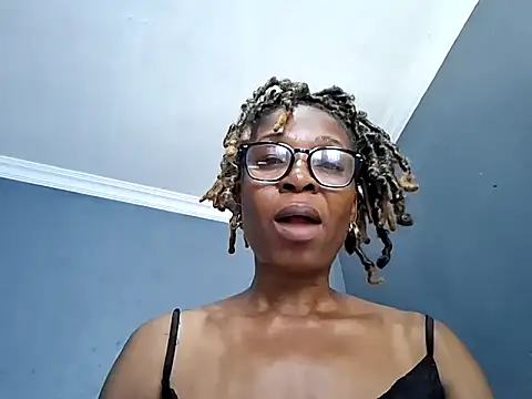 Snapshot of NaughtyCouga chatting on March 2026 09:22:02 AM NaughtyCouga online show from March 2026 09:22:02 AM