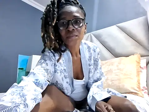 NaughtyCouga online show from May 2026 04:50:01 AM