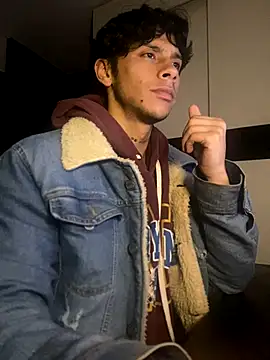 ErosDominant online show from November 2025 02:27:01 AM