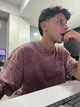 ErosDominant online show from December 2025 02:38:01 AM