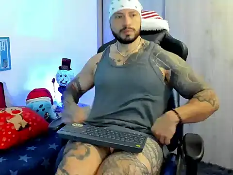 Dave-Max01 online show from December 2025 10:04:01 AM