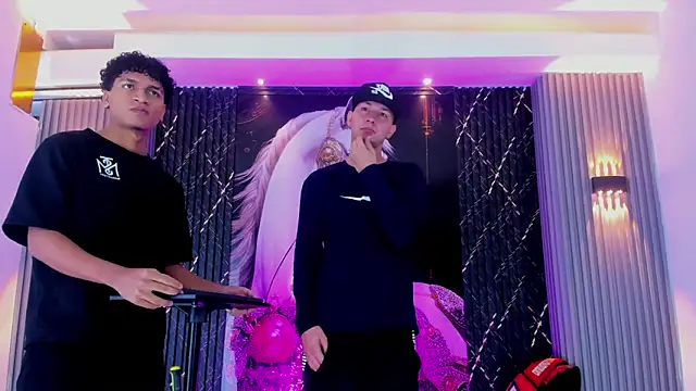 Snapshot of _Gods_of_Olympus_ chatting on December 2025 04:44:02 AM Gods of Olympus online show from December 2025 04:44:02 AM