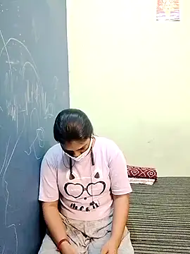 Snapshot of Muskan_tomar chatting on October 2025 03:18:02 AM Muskan tomar online show from October 2025 03:18:02 AM