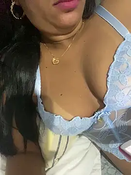 Brunamorenago online show from May 2026 01:26:02 PM