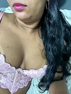 Brunamorenago online show from January 2026 08:34:02 PM