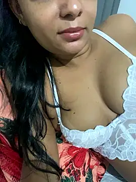 Brunamorenago online show from January 2026 01:09:02 AM