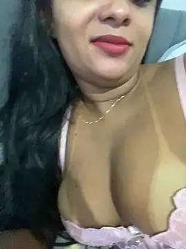 Brunamorenago online show from February 2026 11:18:02 AM