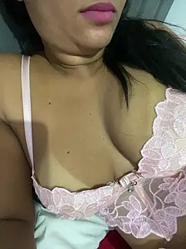 Brunamorenago online show from May 2026 12:54:02 AM