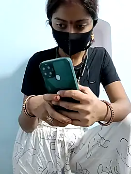 Payal G online show from November 2025 04:01:02 PM