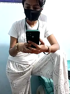 Payal G online show from November 2025 03:23:02 PM