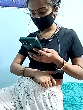 Payal G online show from November 2025 04:06:02 PM