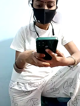 Payal G online show from November 2025 04:07:01 PM