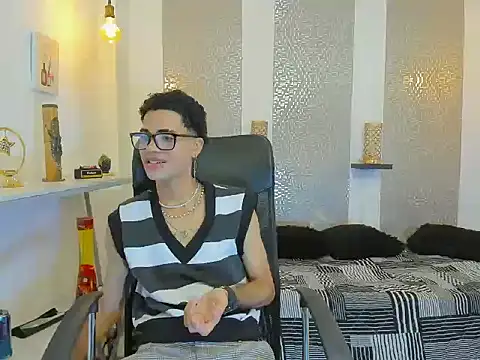 JacobBlackwell  online show from November 2025 08:09:01 PM