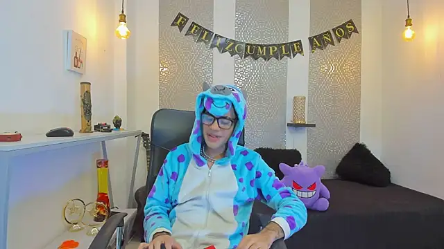 JacobBlackwell  online show from November 2025 07:25:01 PM