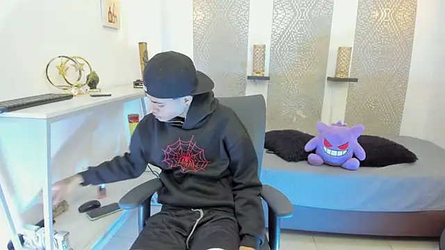 JacobBlackwell  online show from December 2025 07:30:01 PM