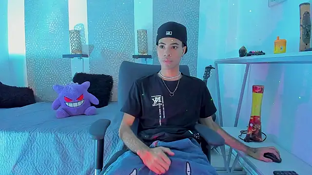 JacobBlackwell  online show from November 2025 07:19:02 PM