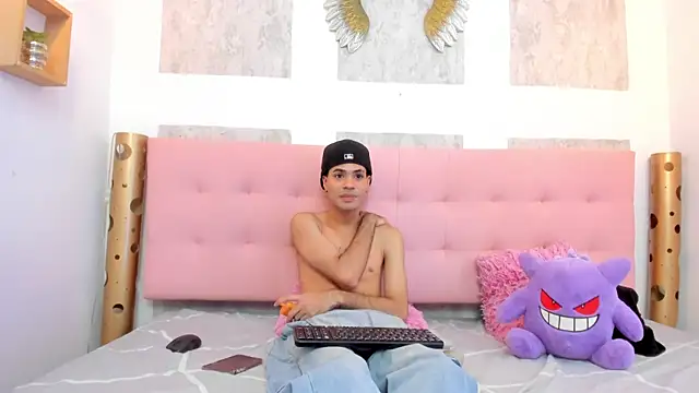 JacobBlackwell  online show from November 2025 07:35:01 AM