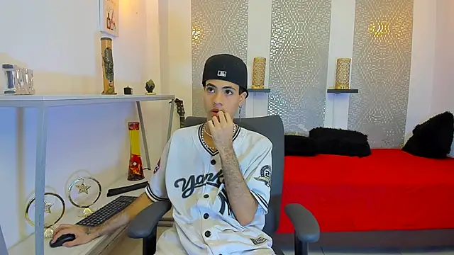 JacobBlackwell  online show from November 2025 11:58:02 AM