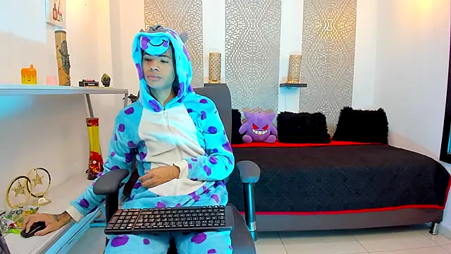 JacobBlackwell  online show from November 2025 07:28:02 PM