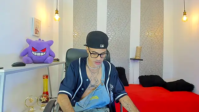 JacobBlackwell  online show from November 2025 07:46:02 PM