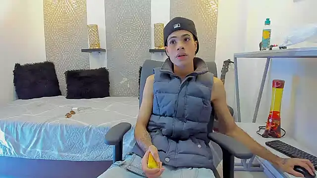 JacobBlackwell  online show from November 2025 07:30:01 PM