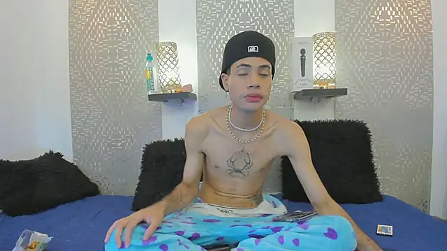 JacobBlackwell  online show from October 2025 07:46:01 PM